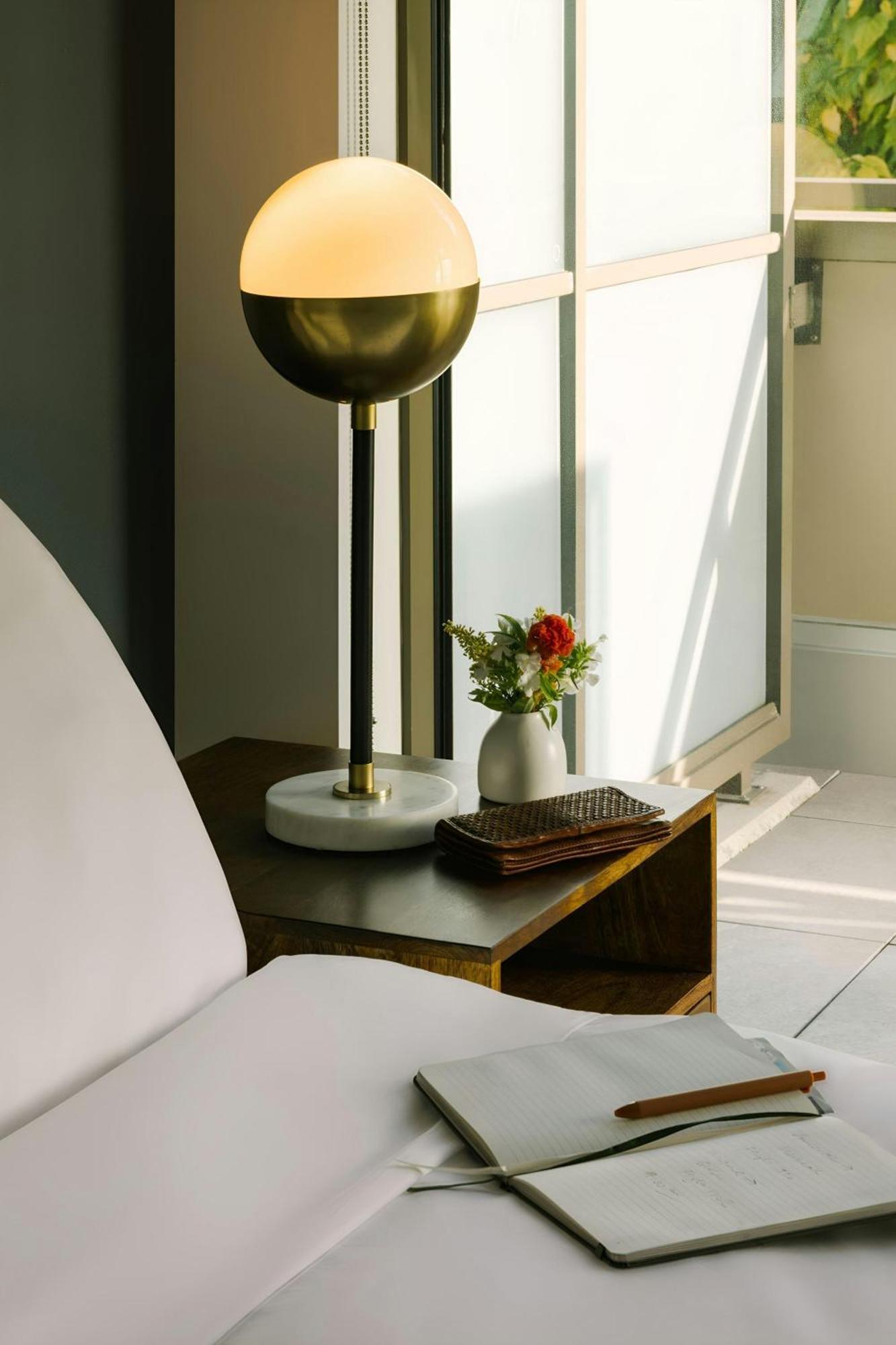 Sonder By Marriott Bonvoy Revival Apartments English Bay Vancouver Exterior foto