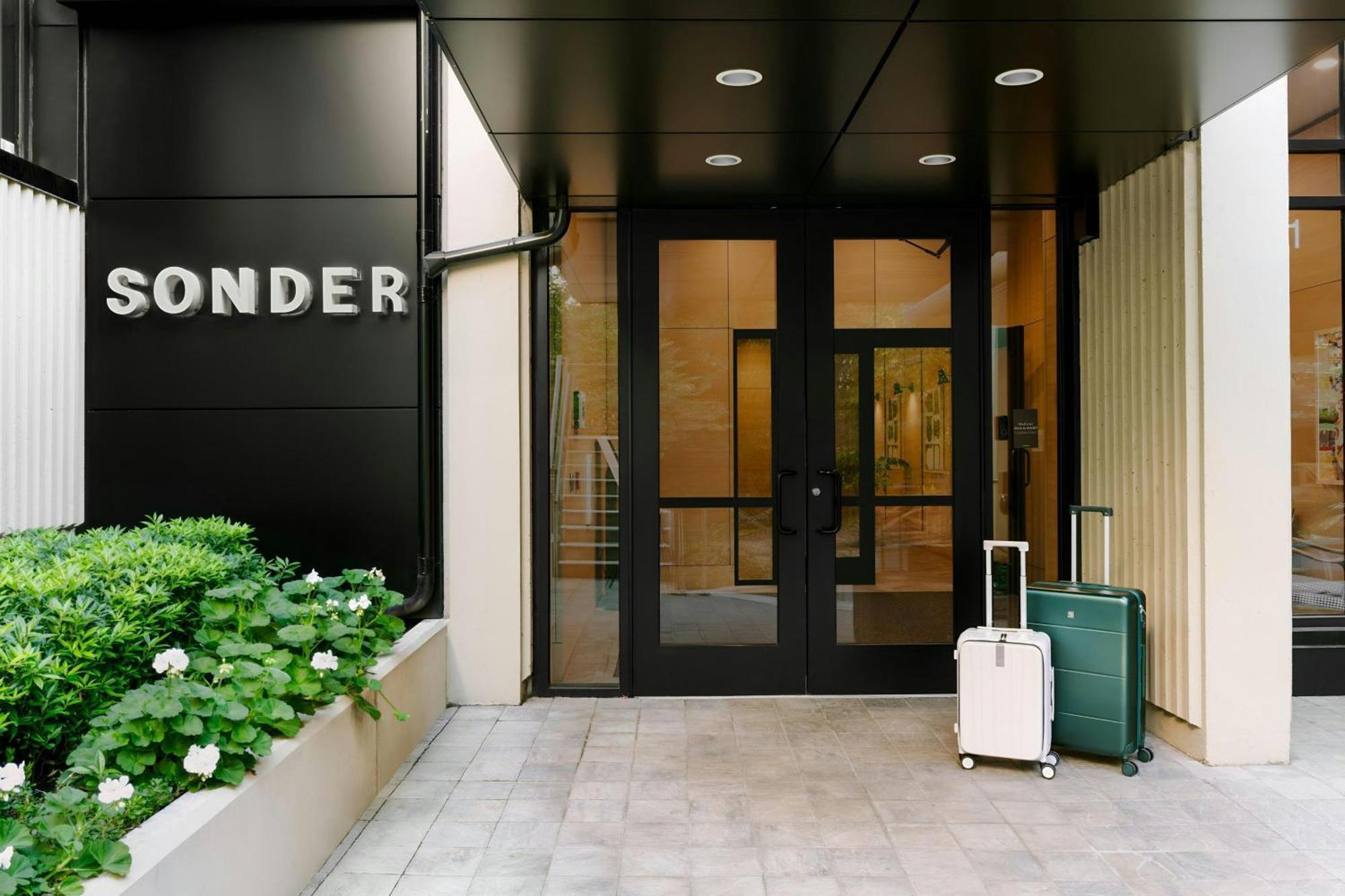 Sonder By Marriott Bonvoy Revival Apartments English Bay Vancouver Exterior foto